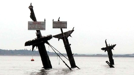 SS Richard Montgomory masts close up